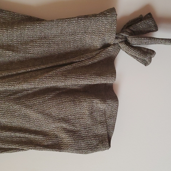 🫒 Pink Rose Olive Top - Picture 4 of 7